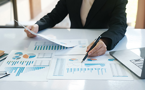 商標(biāo)注冊代理費用一般多少錢？